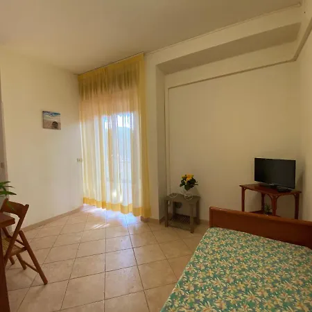 Apartment Eden