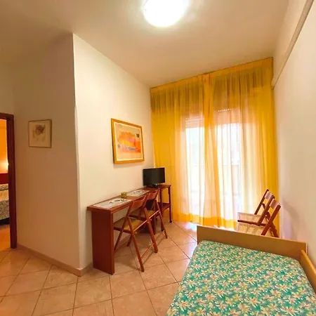 Eden Apartment *