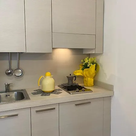 Eden Apartment *
